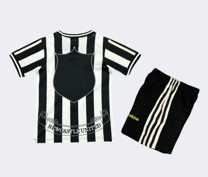 1997/99 Newcastle Home Kids Kits - 图片 2